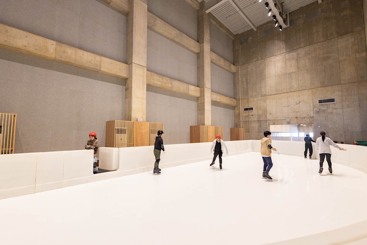 東部防災館　スケートリンク